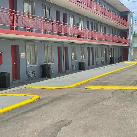 Budgetel Inn And Suites - Louisville Luaran gambar