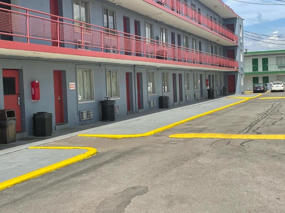 Budgetel Inn And Suites - Louisville Luaran gambar